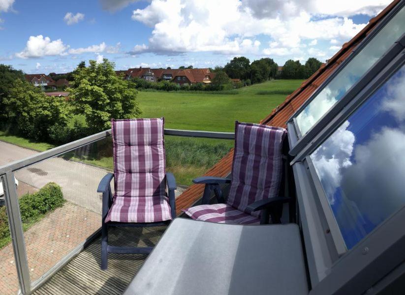 Apartamento Haus Emken Neuharlingersiel Exterior foto